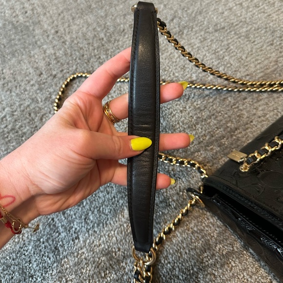 Pre-Loved Black Coach shoulder bag -Sold - Picture 6 of 11